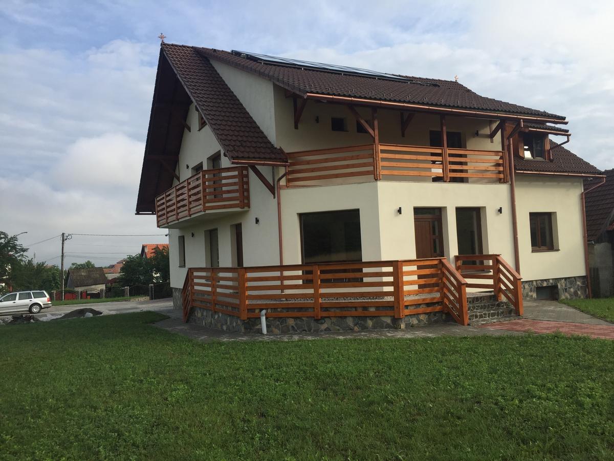 Pensiunea Granada Covasna Ngoại thất bức ảnh
