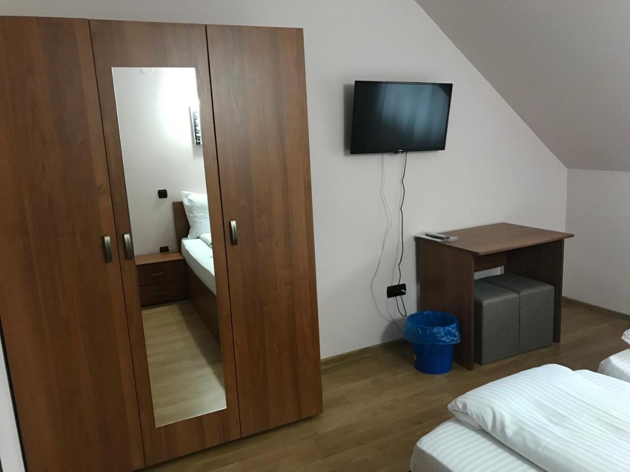 Pensiunea Granada Covasna Ngoại thất bức ảnh